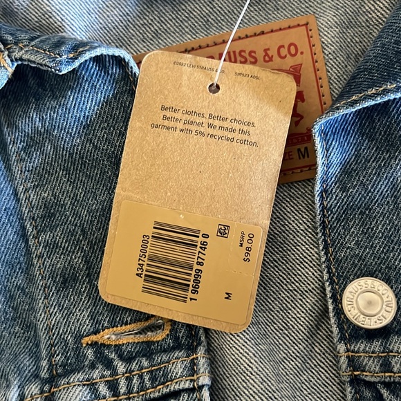 Levi’s Baggy Trucker Jean Jacket - Picture 2 of 3